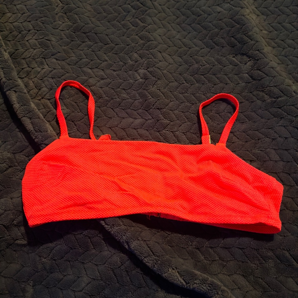 Aerie Bold Coral Sports Bra